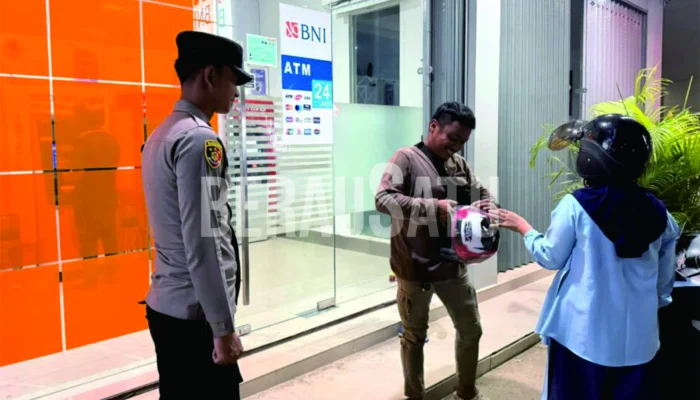 Patroli Dialogis Polsek Teluk Bayur Sasar Permukiman, Ajak Warga Aktif Jaga Keamanan